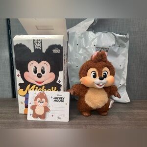 Pop mart Mickey Family Cute Together Keychain- Confirmed Chip